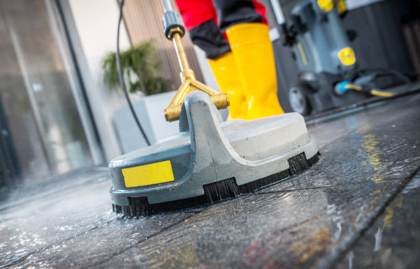Best Roof Pressure Washing  in Bay Shore, NY